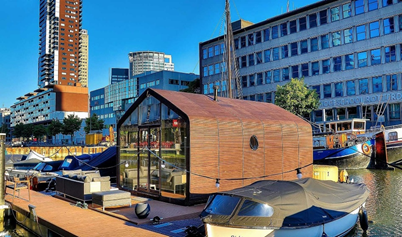 Bijzondere liefdesnestjes in Nederland dobberen in het water